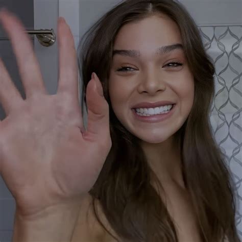 hailee steinfeld skincare routine